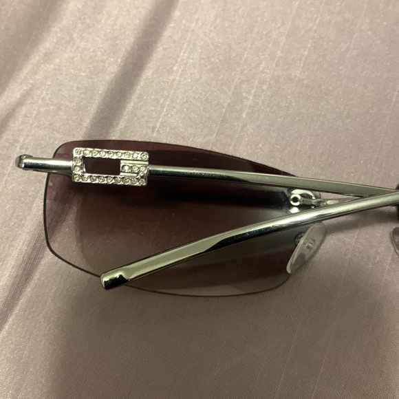 Gucci rimless sunnies - Picture 4 of 8